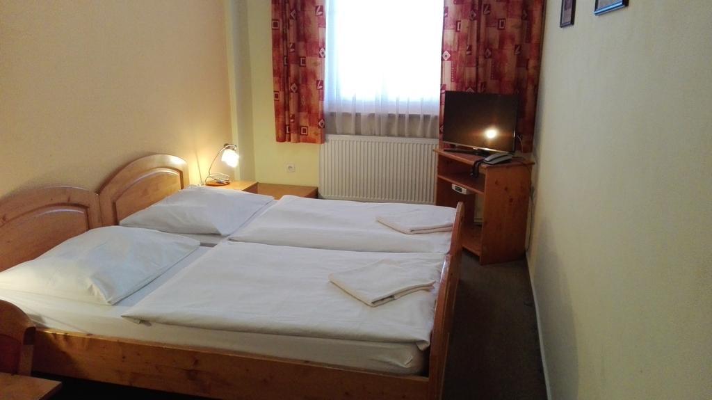 Motel Ranc Ruzomberok Dış mekan fotoğraf